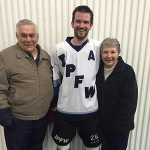 Meet your Posher, Derek